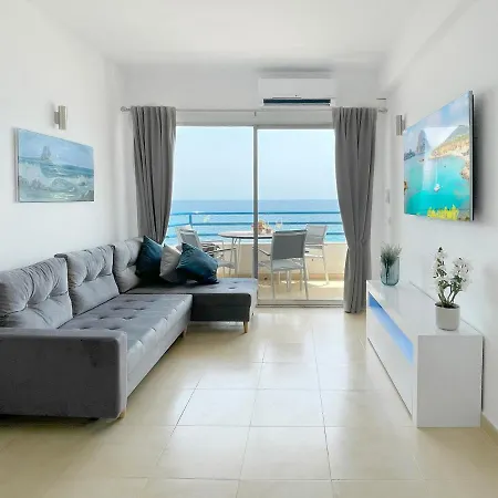 Apartment Arenal Sea View